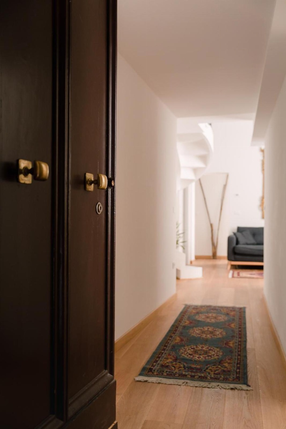 Grande, moderno appartamento in edificio storico Main image