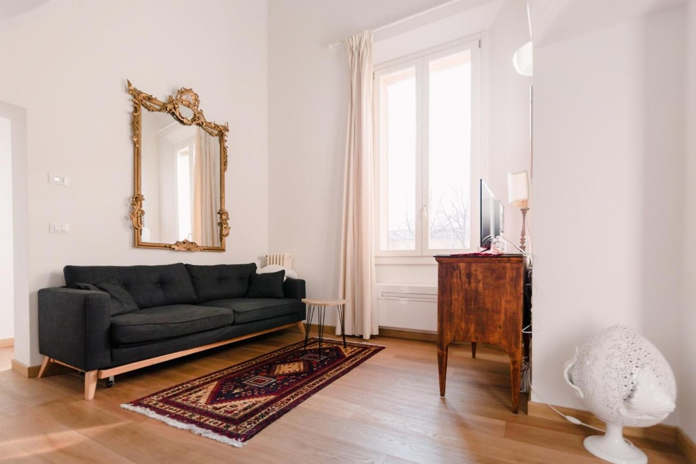 Grande, moderno appartamento in edificio storico